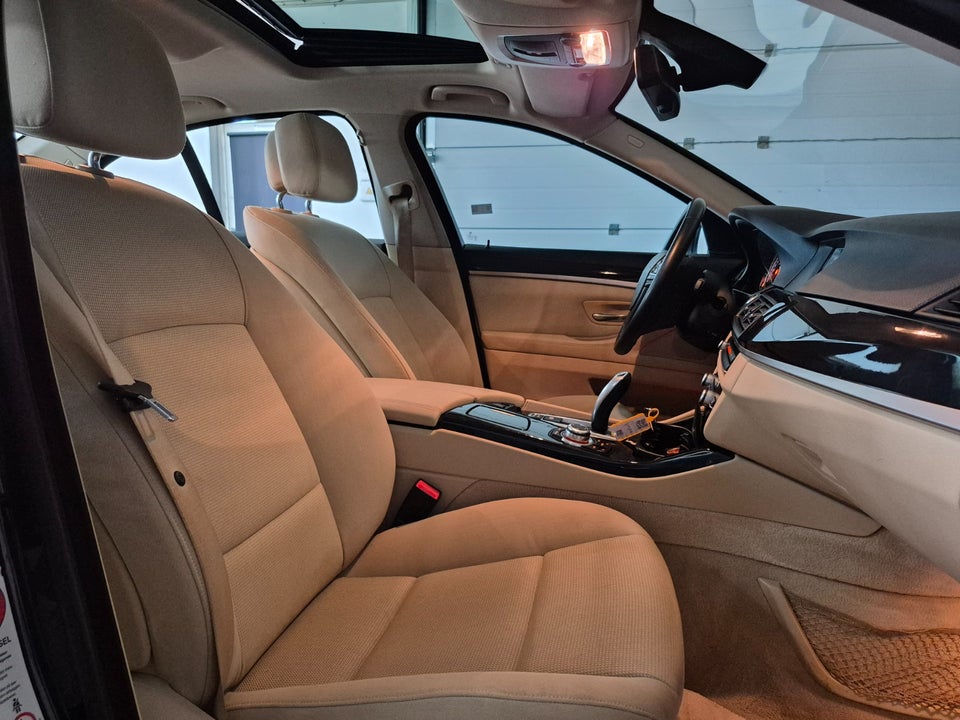 BMW 523i 3,0 aut. 4d