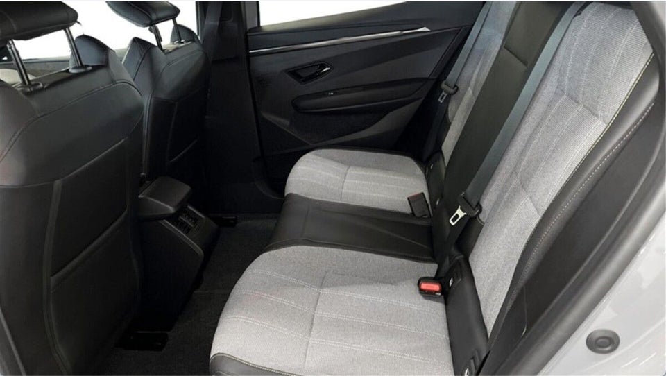 Renault Megane E-Tech 60 Techno 5d