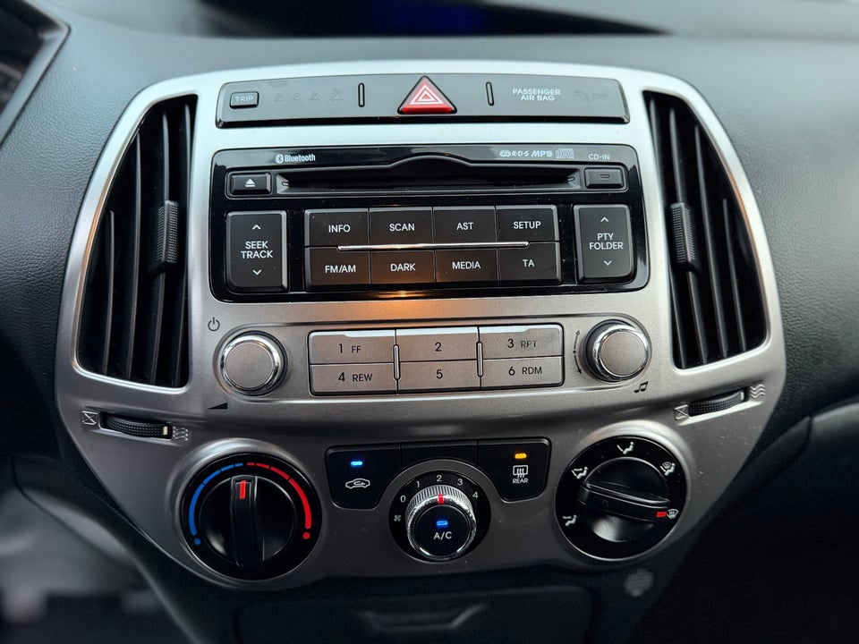 Hyundai i20 1,4 Classic 5d