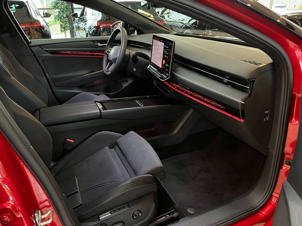 VW ID.7 77 Style+ Tourer 5d