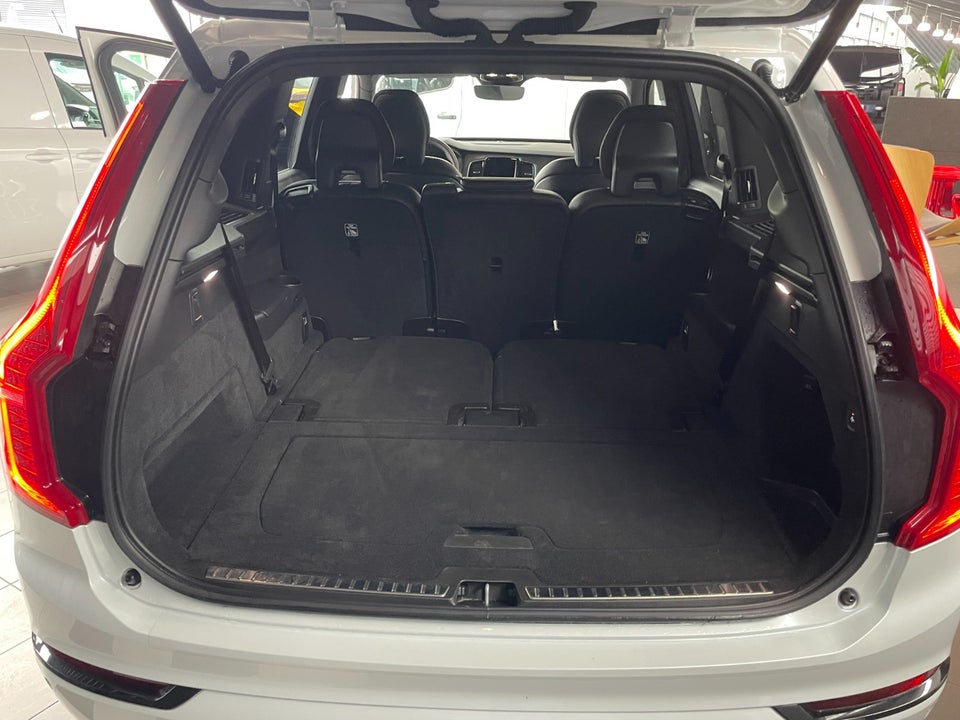 Volvo XC90 2,0 T8 ReCharge Ultimate Dark aut. AWD 7prs 5d