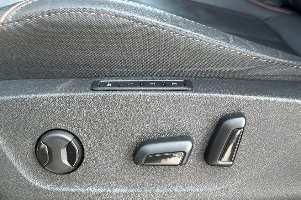 Skoda Enyaq 80 iV Selection Suite 5d