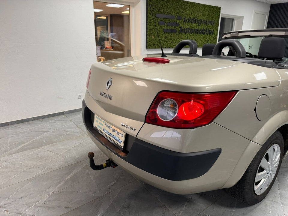 Renault Megane II 1,6 Authentique Comfort CC 2d