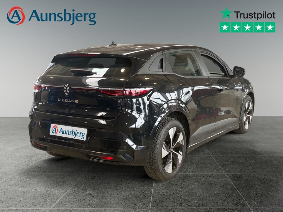 Renault Megane E-Tech 40 Equilibre 5d