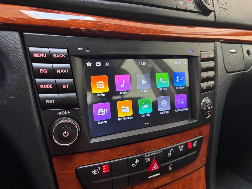 Mercedes E200 1,8 Kompressor Elegance aut. 4d