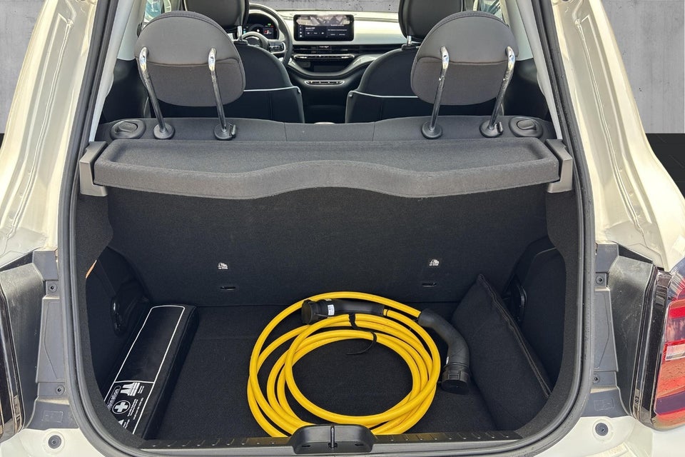 Fiat 500e 42 Icon 3d