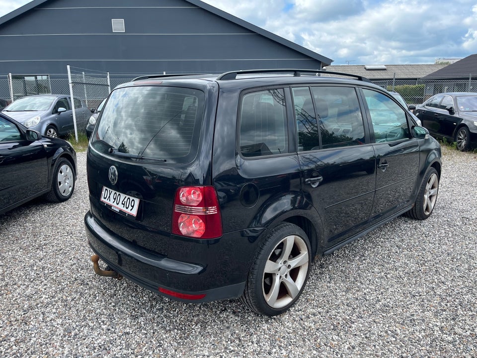 VW Touran 1,4 TSi 140 Trendline 7prs 5d