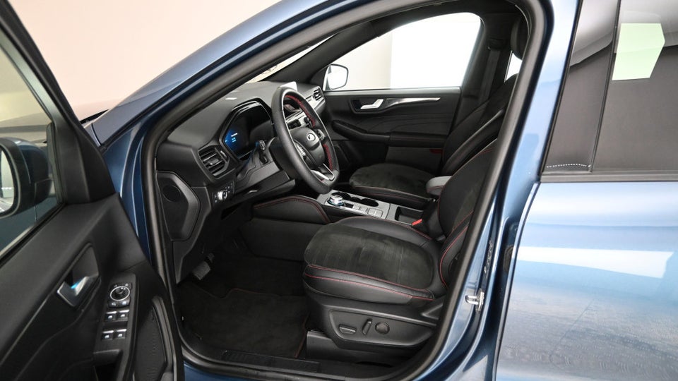 Ford Kuga 2,5 PHEV ST-Line X CVT 5d