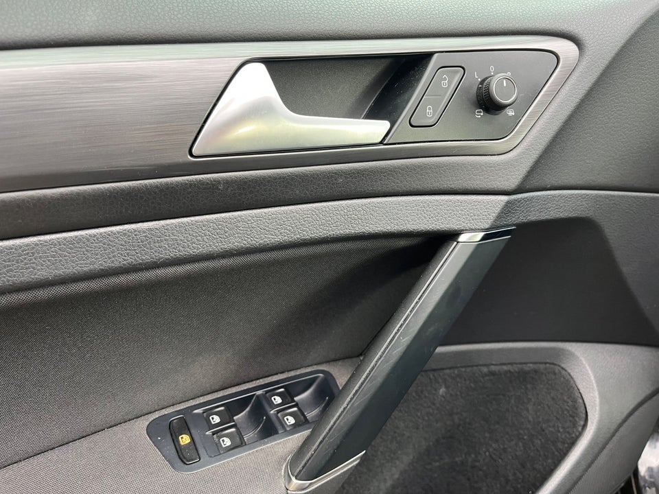 VW Golf VII 1,0 TSi 110 Comfortline Variant DSG 5d