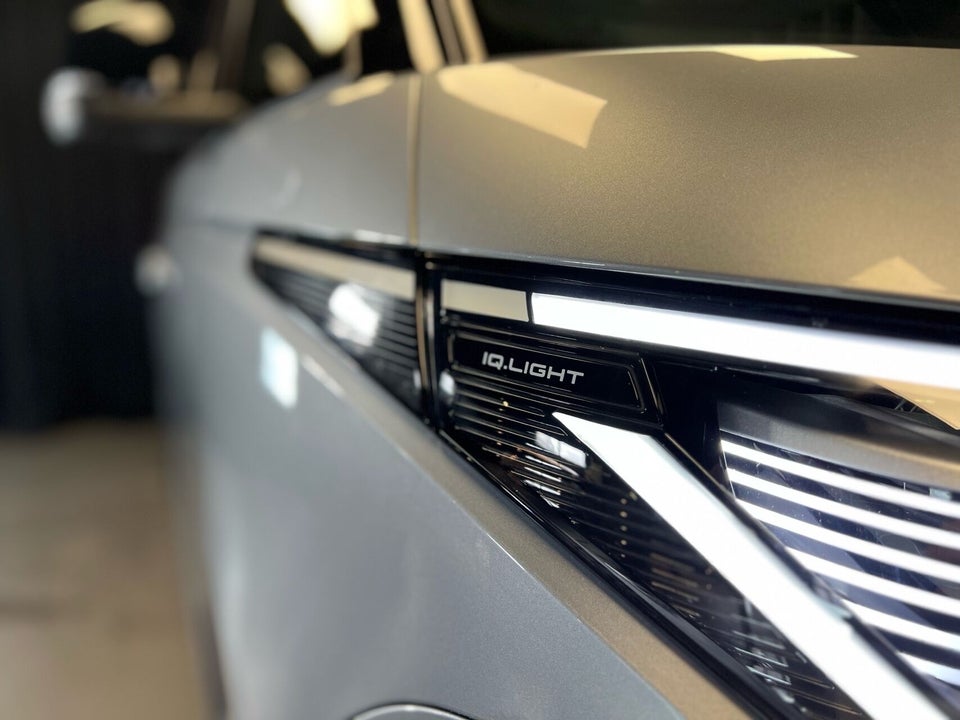 VW ID.Buzz 77 Pro SWB 5d