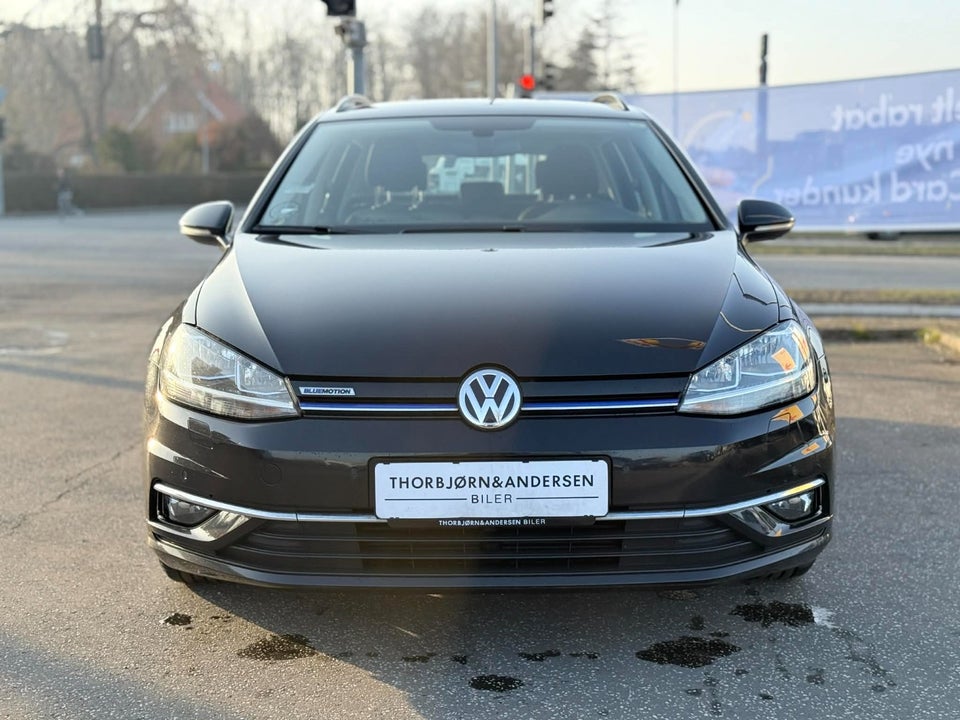 VW Golf VII 1,5 TSi 130 Comfortline Variant 5d