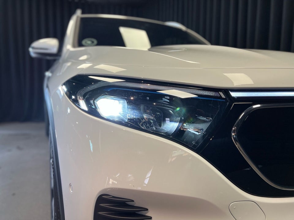 Mercedes EQB250 Progressive 5d