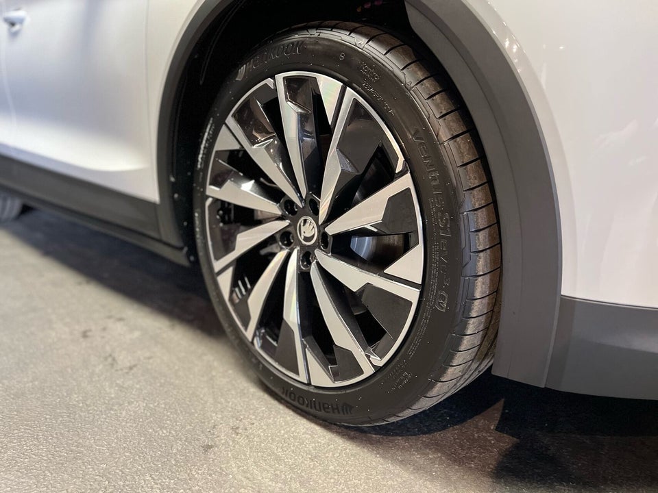 Skoda Elroq 85 iV Sportline 5d
