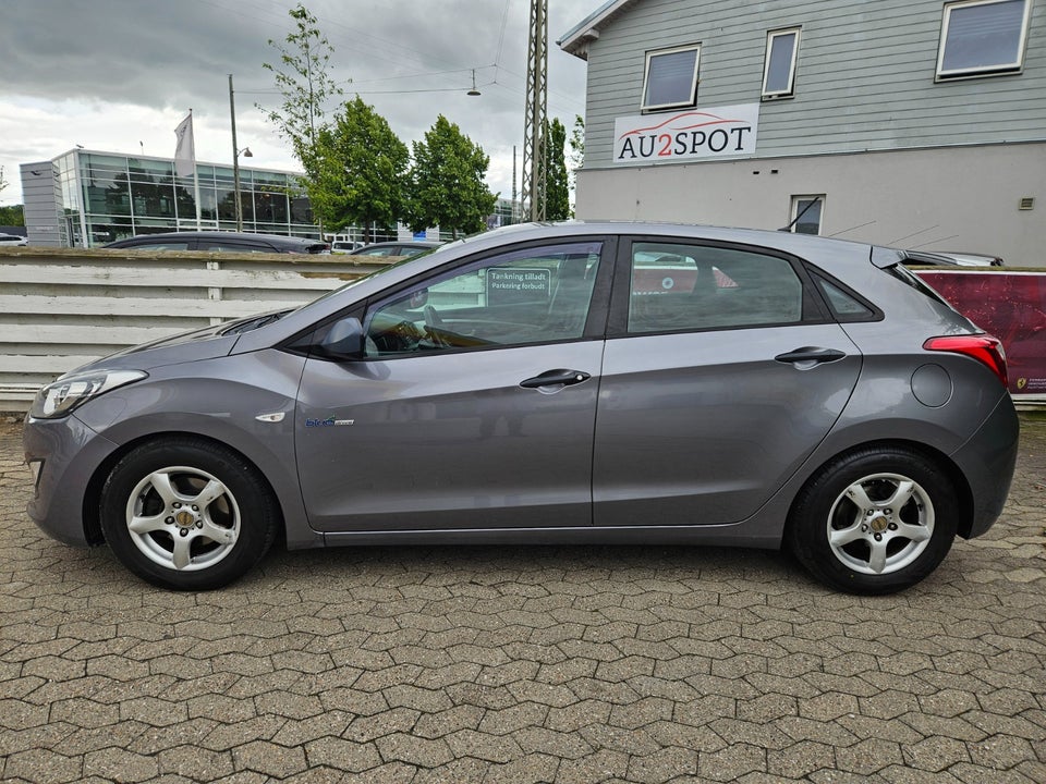 Hyundai i30 1,6 GDi XTR Eco 5d