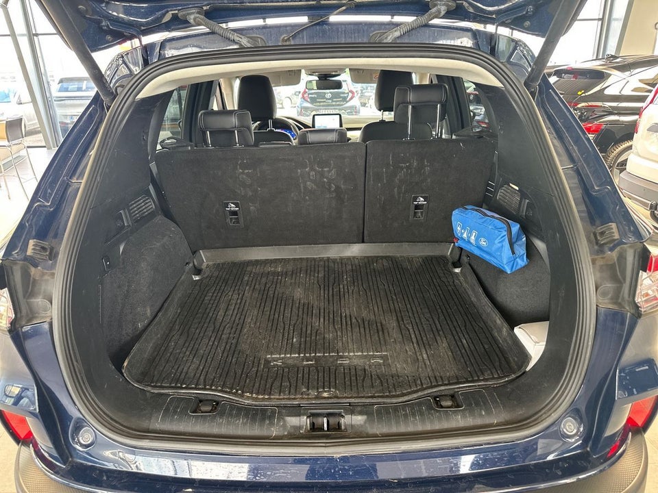 Ford Kuga 2,5 PHEV Titanium X CVT 5d