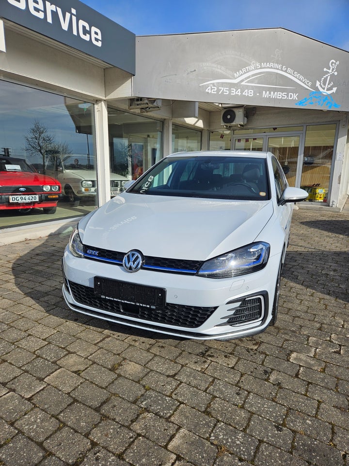 VW Golf VII 1,4 GTE DSG 5d