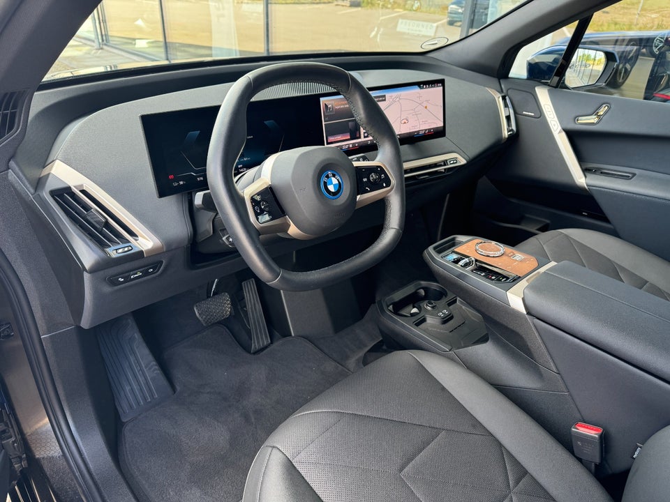 BMW iX xDrive40 Super Charged 5d