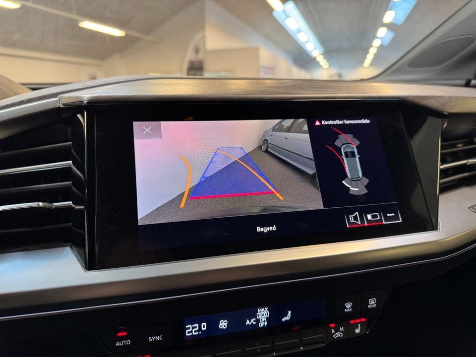 Audi Q4 e-tron 50 S-line quattro 5d