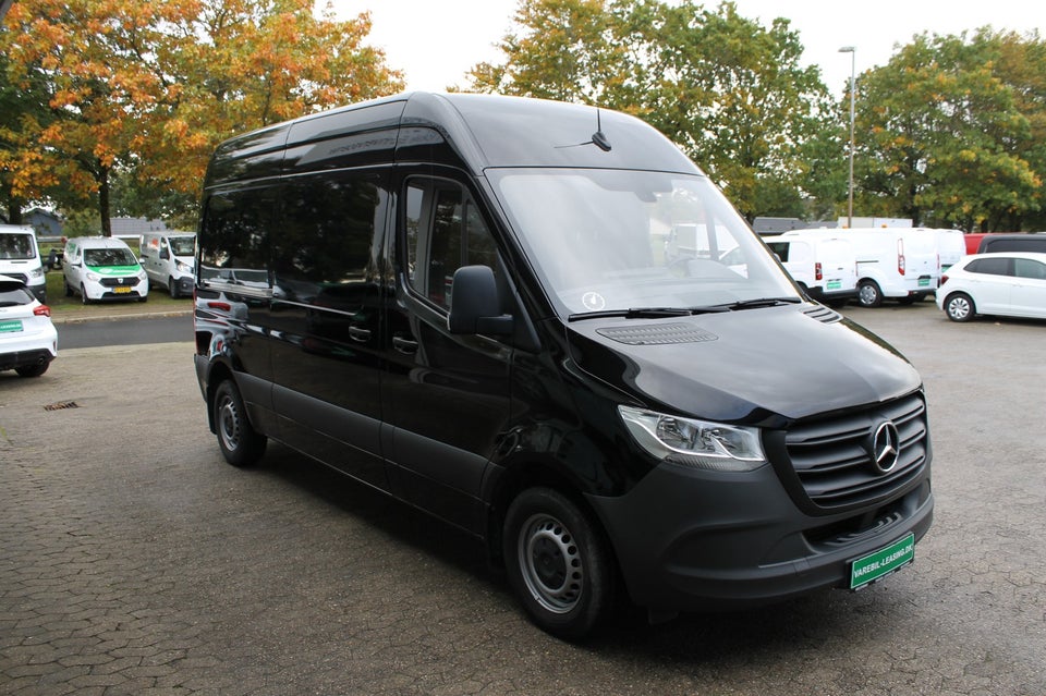 Mercedes Sprinter 215 2,0 CDi A2 Kassevogn aut. FWD