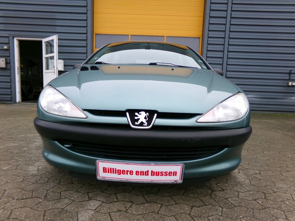 Peugeot 206 1,4 XR 5d