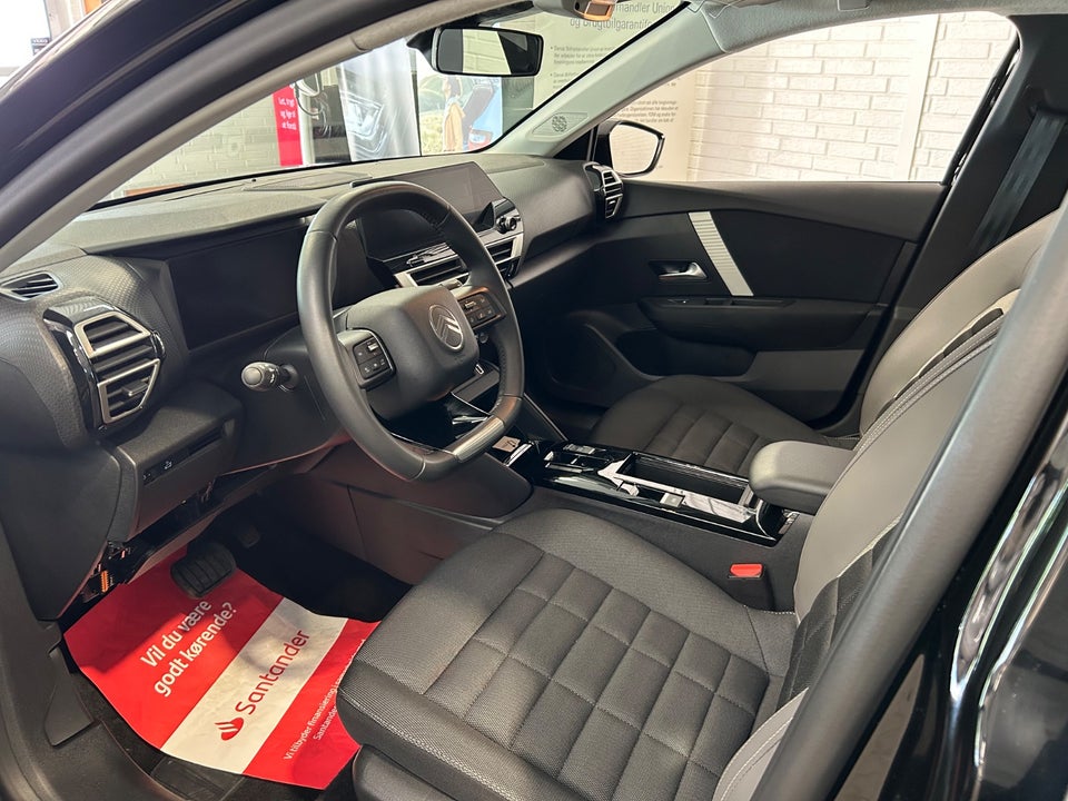 Citroën ë-C4 X 54 Plus 4d