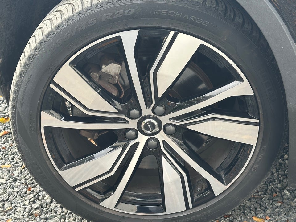 Volvo XC40 P8 ReCharge Twin Pro 5d