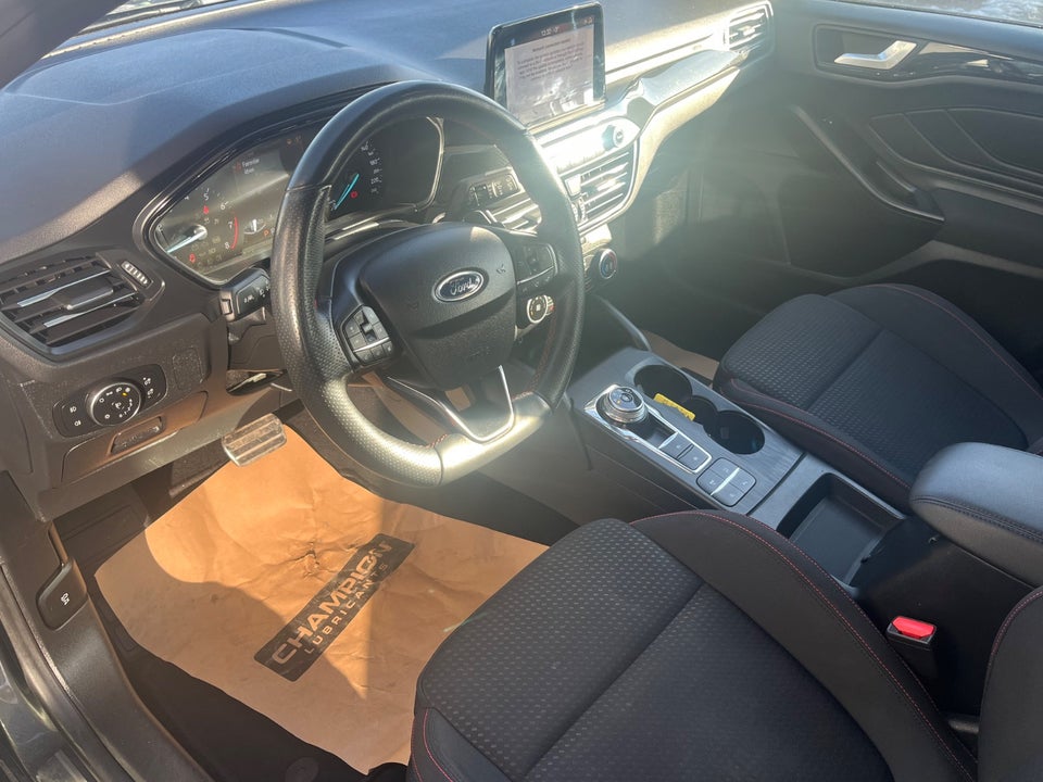 Ford Focus 1,5 EcoBoost ST-Line stc. aut. 5d