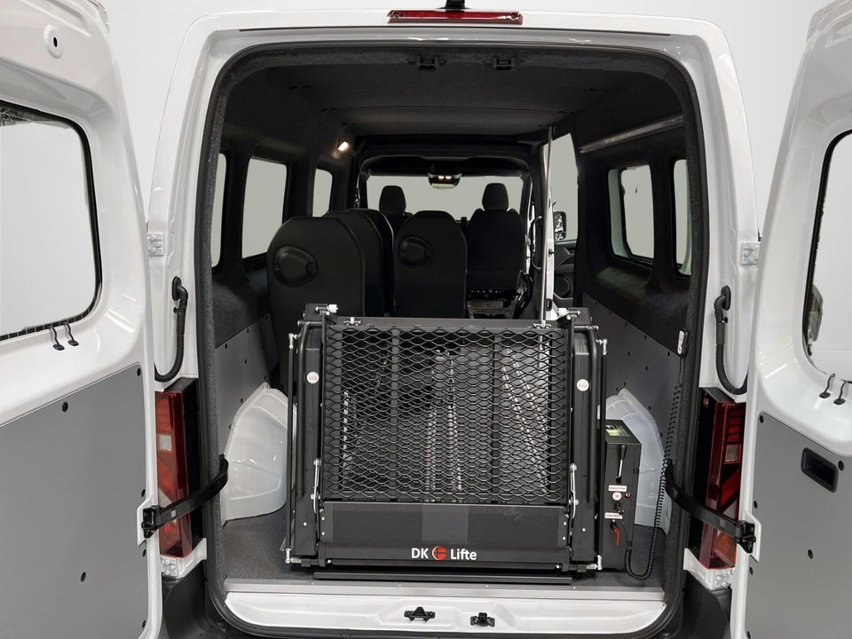 Renault Master V T35 87 E-Tech L3H2 Combi