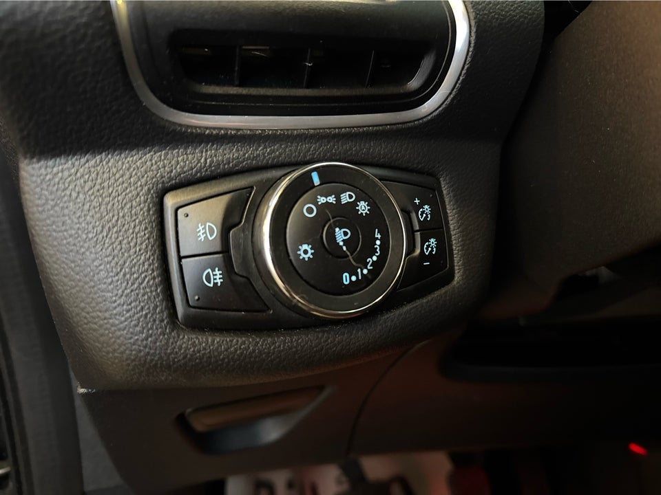 Ford B-MAX 1,0 SCTi 100 Titanium 5d