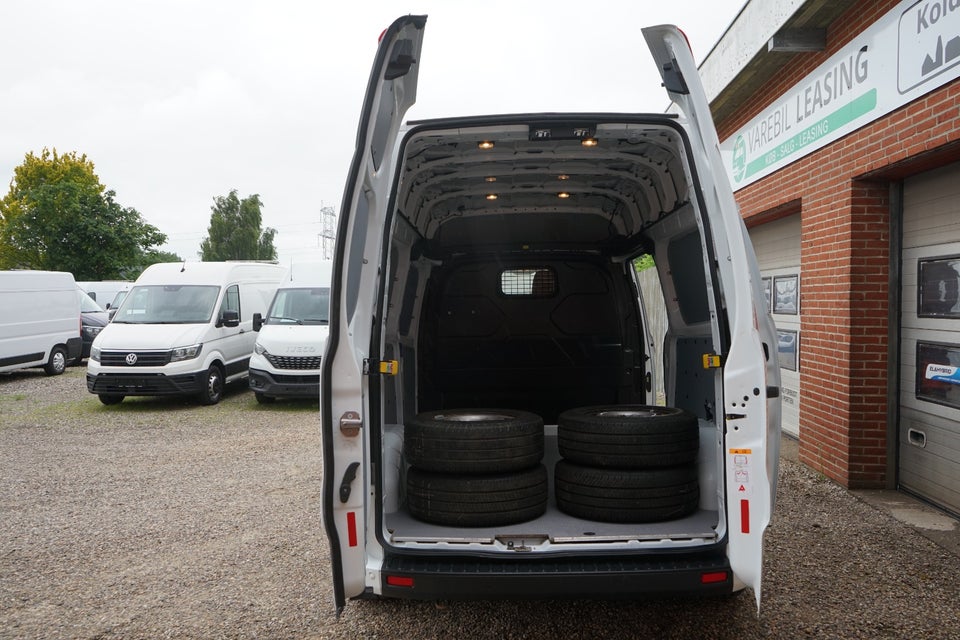 Ford Transit Custom 300 L2 2,0 TDCi 130 Trend