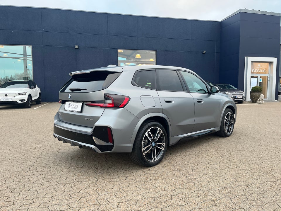 BMW iX1 eDrive20 M-Sport 5d