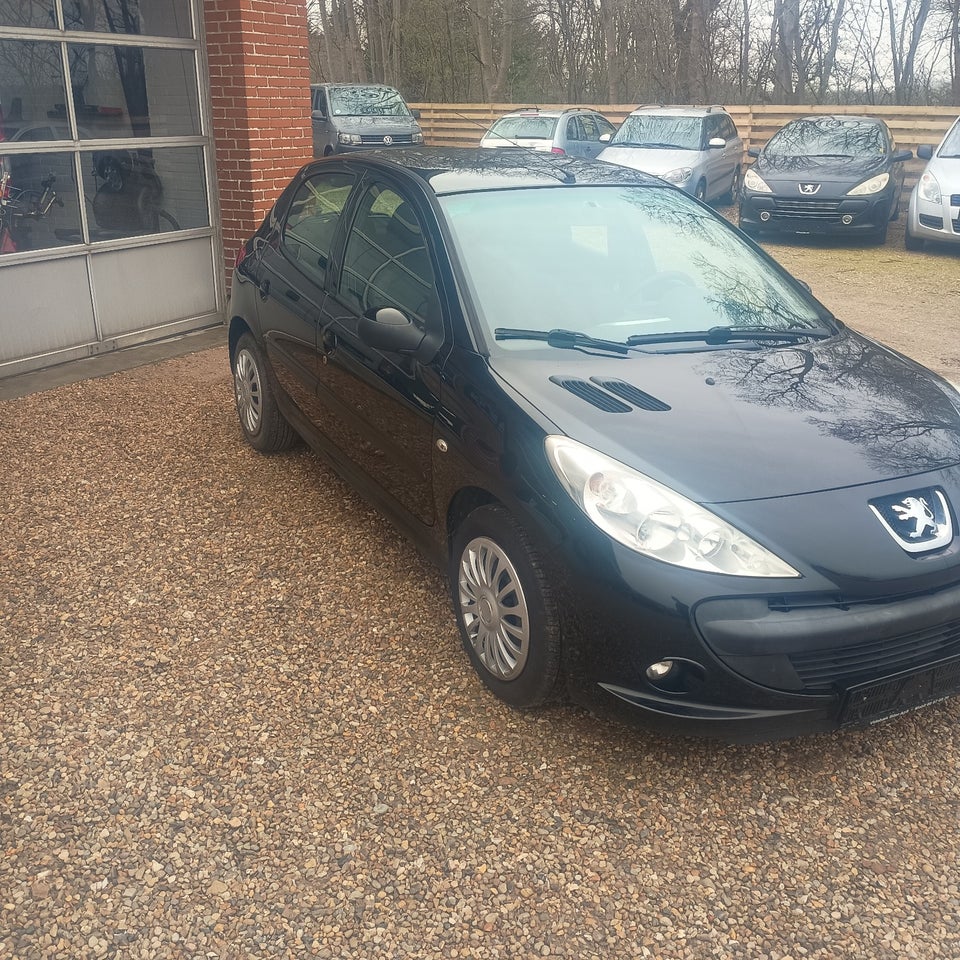 Peugeot 206+ 1,4 Comfort+ 5d