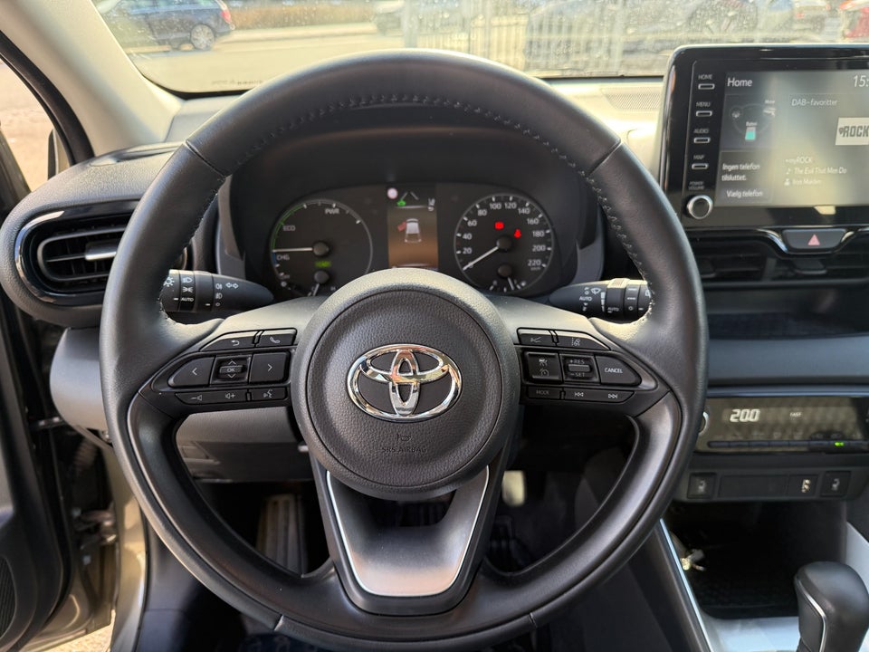 Toyota Yaris 1,5 Hybrid Active Tech+ Design e-CVT 5d