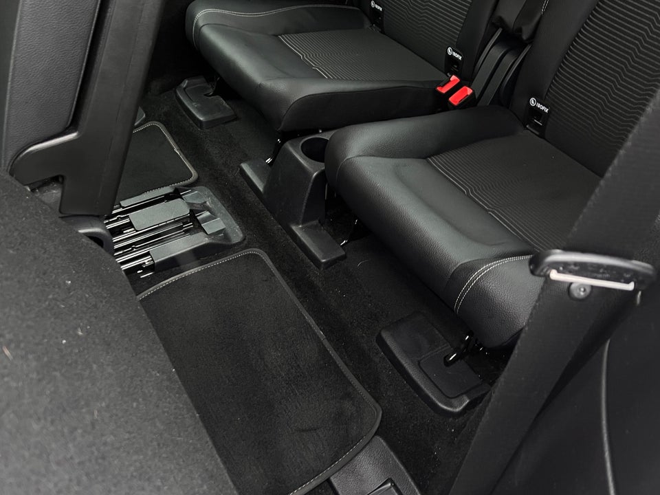 Mercedes GLB200 1,3 Progressive Line aut. 7prs 5d