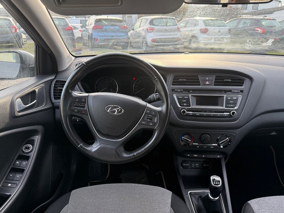 Hyundai i20 1,25 Trend 5d