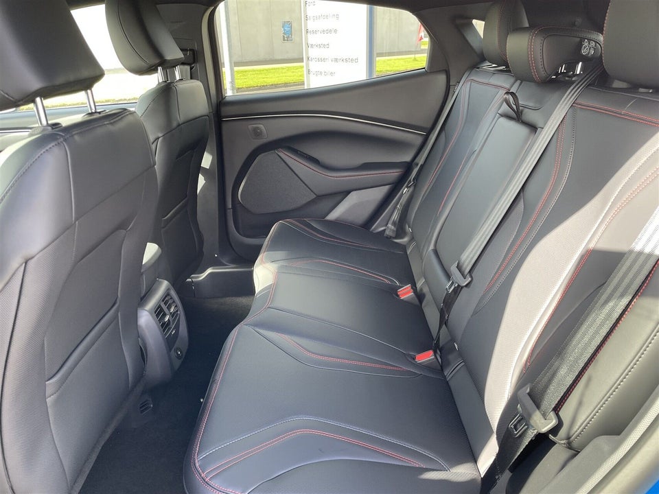 Ford Mustang Mach-E 98 Premium Extended Range 5d