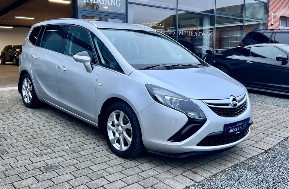 Opel Zafira Tourer 1,6 CDTi 136 Cosmo 7prs 5d