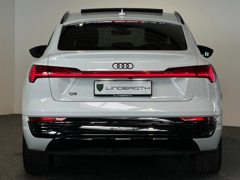 Audi Q8 e-tron 55 Sportback quattro 5d