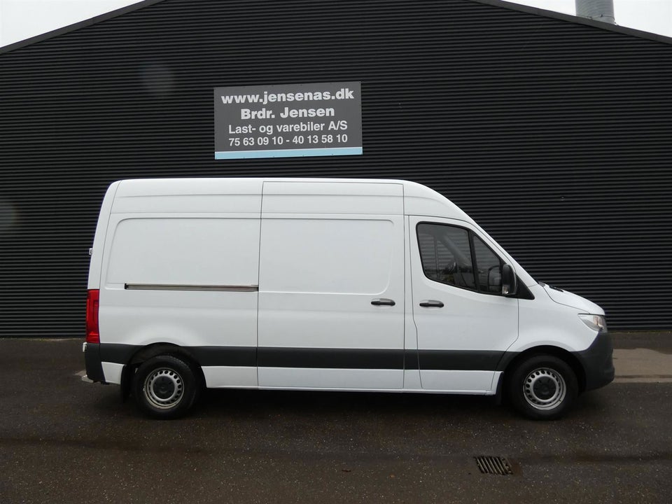 Mercedes Sprinter 214 2,2 CDi A2 Kassevogn FWD