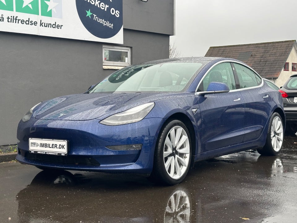 Tesla Model 3 Long Range AWD 4d