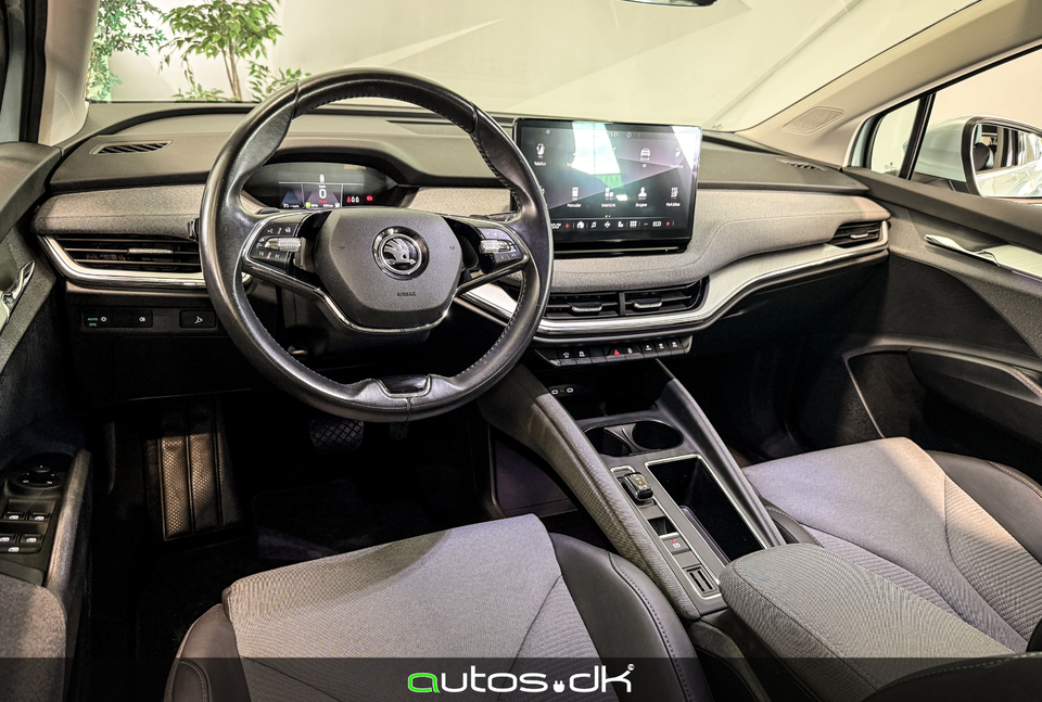 Skoda Enyaq 60 iV Loft 5d