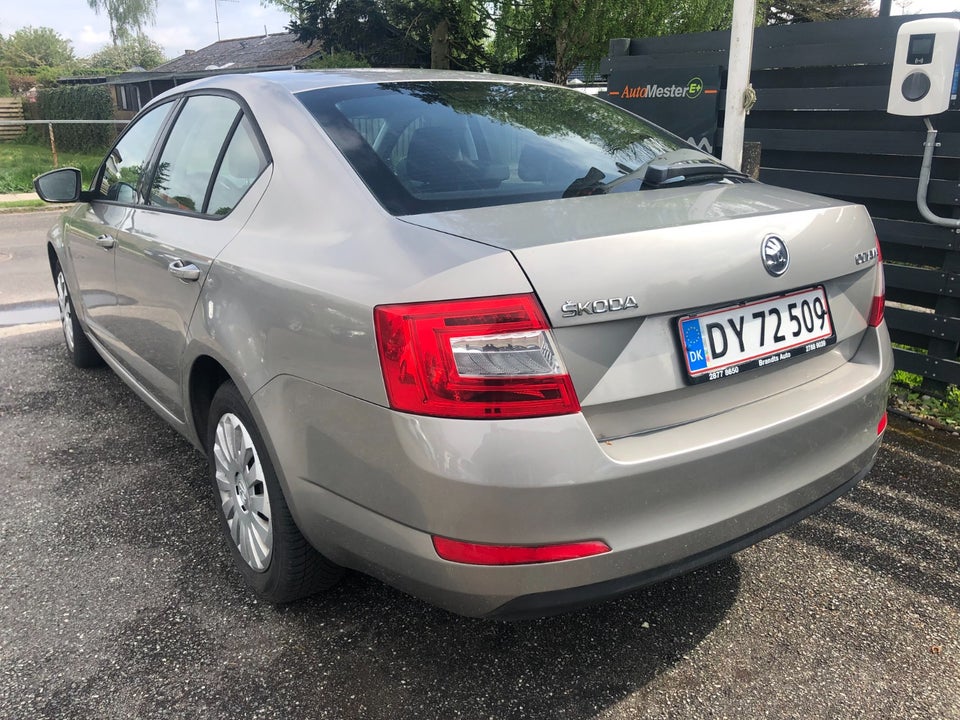 Skoda Octavia 1,2 TSi 105 Ambition 5d