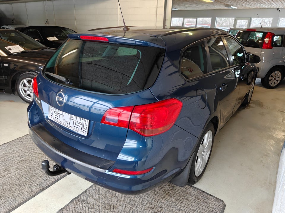 Opel Astra 1,6 Enjoy Sports Tourer 5d