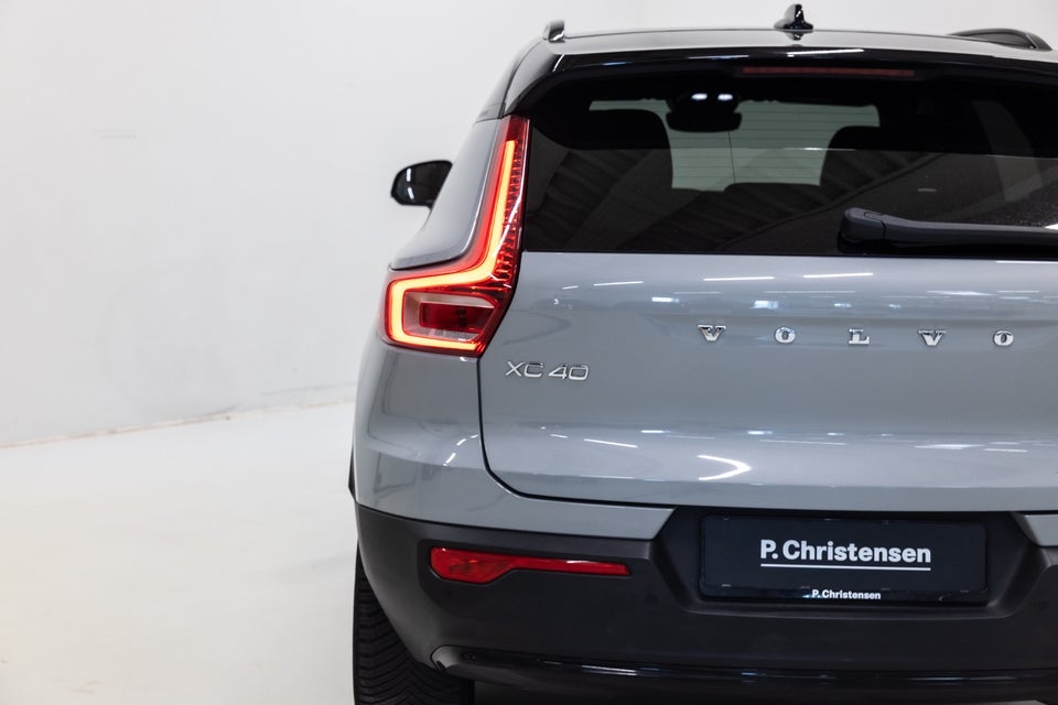 Volvo XC40 ReCharge Extended Range Start 5d