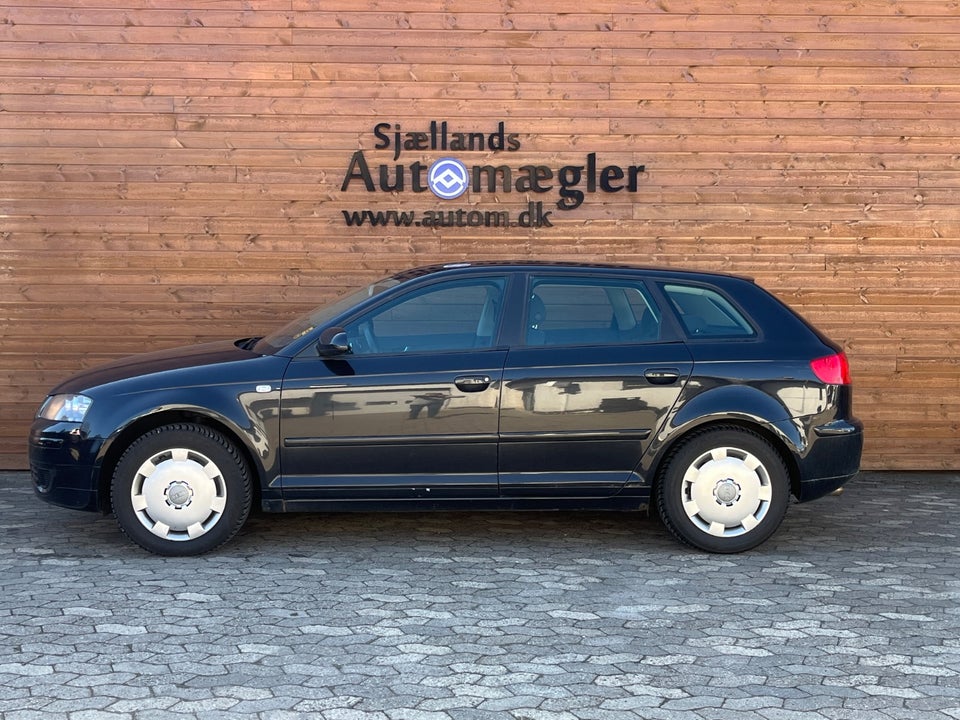 Audi A3 1,8 TFSi Ambiente Sportback 5d