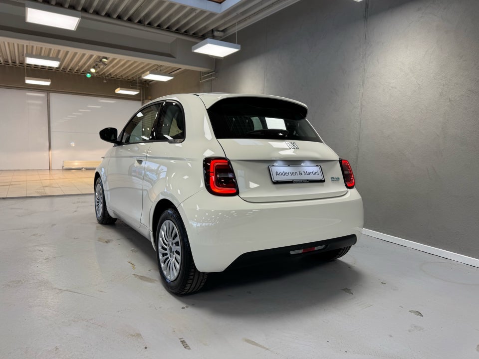 Fiat 500e 42 Icon 3d