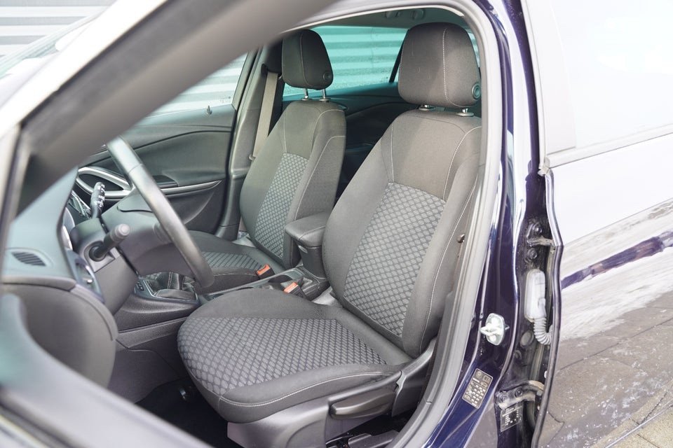 Opel Astra 1,0 T 105 Enjoy Sports Tourer 5d