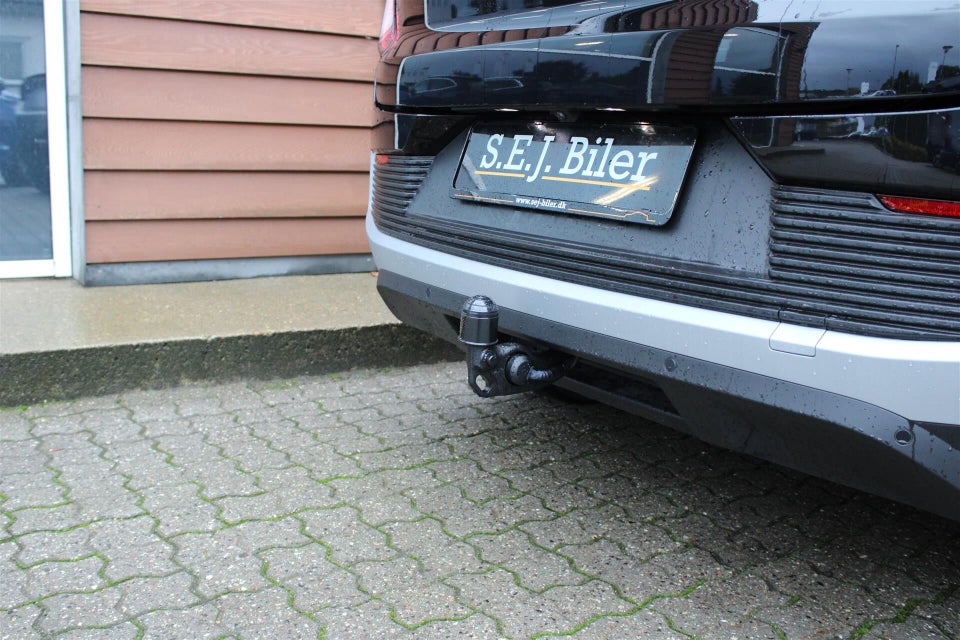 Ford Explorer 79 Select Extended Range 5d