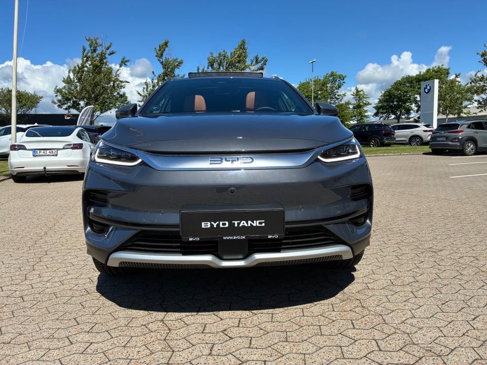 BYD Tang 109 Flagship AWD 7prs 5d