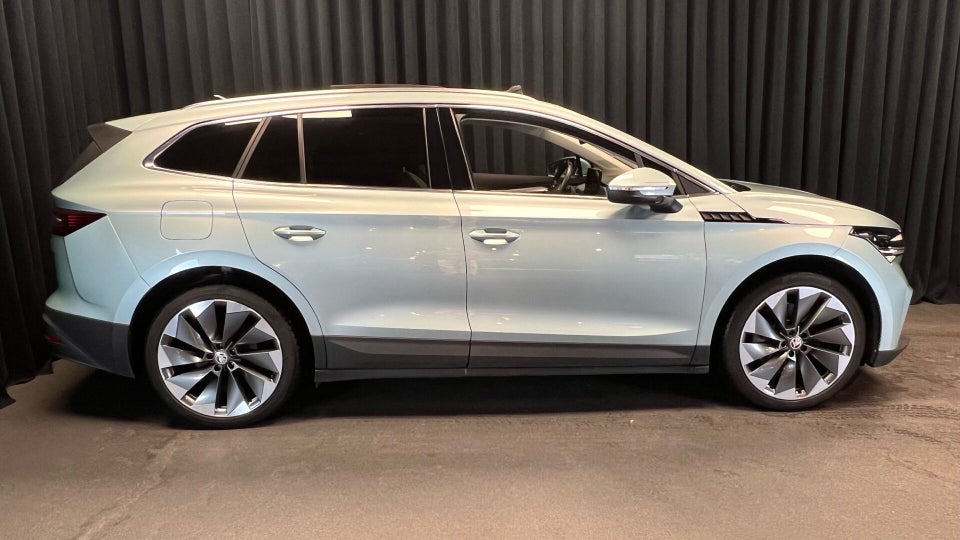 Skoda Enyaq 80 iV Plus 5d